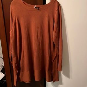 Cyrus light sweater. 1X